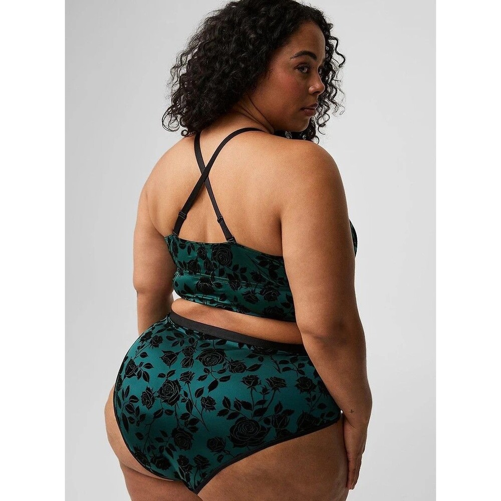Torrid Lightly Lined Flocked Green & Black Shine Bralette Bra 4 or 26 Plus - Picture 9 of 14